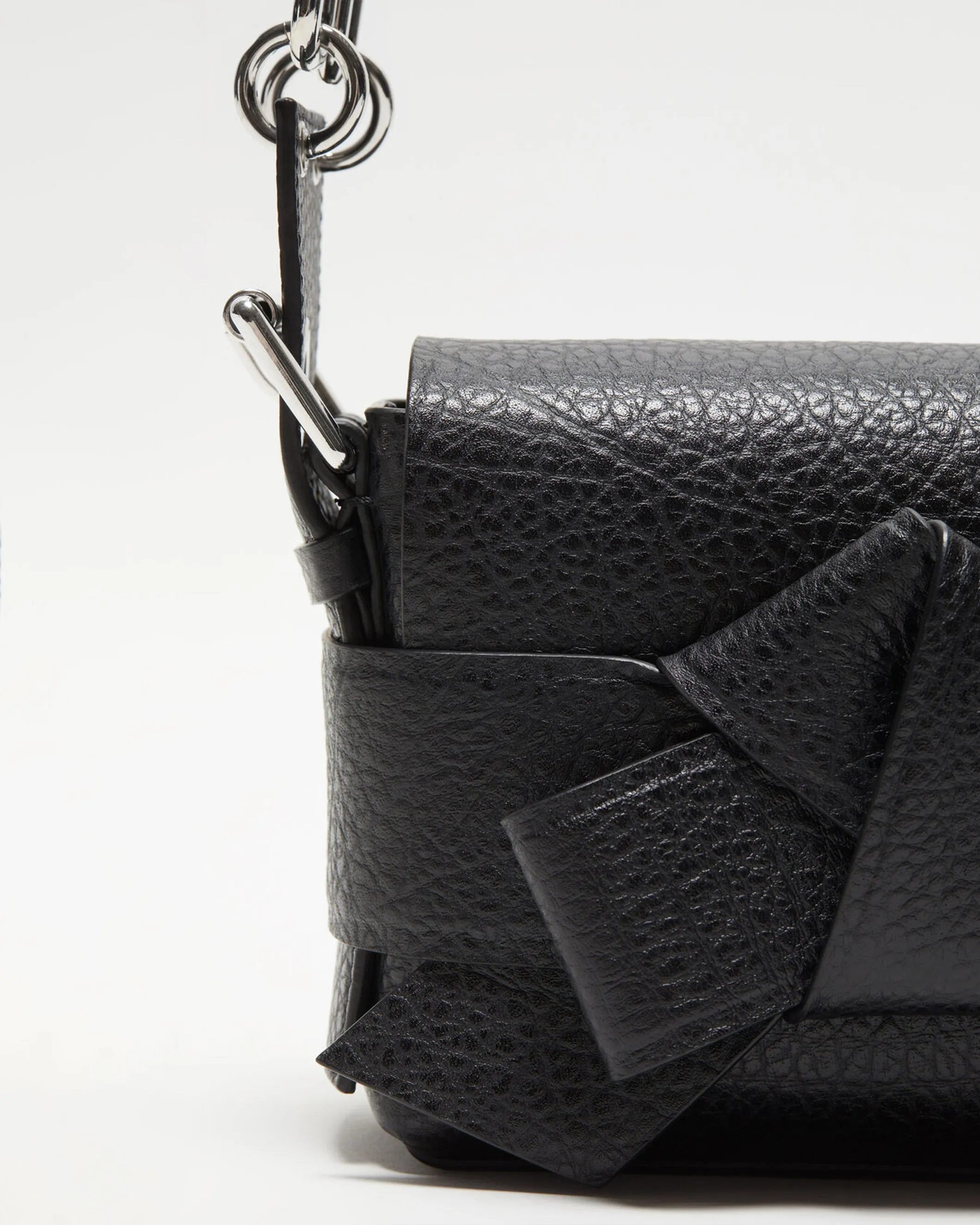 Musubi Chain Shoulder Bag